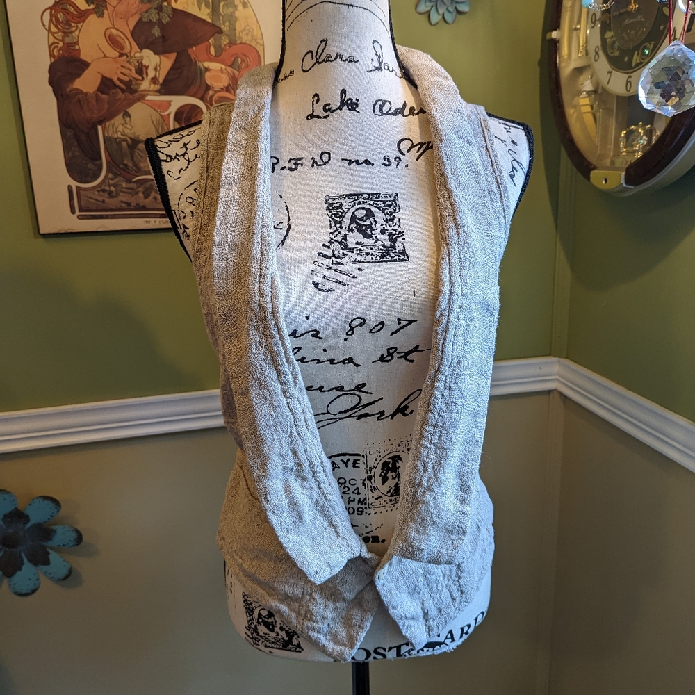 Angel heart linen vest